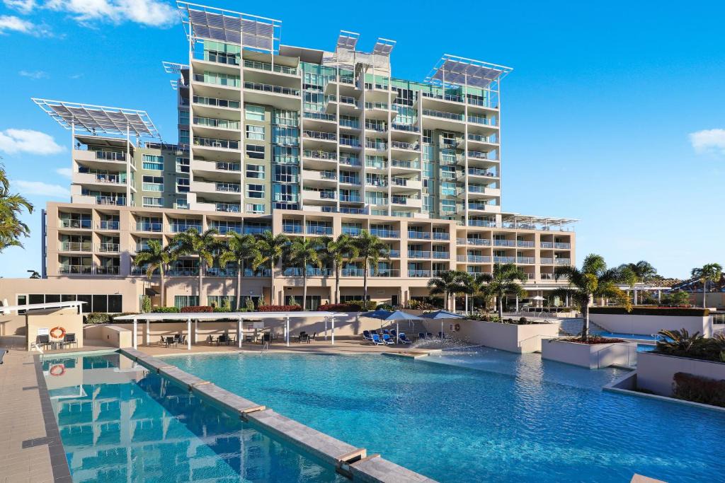 Pelican Waters Resort | Pelican Waters Golf Resort Sunshine Coast