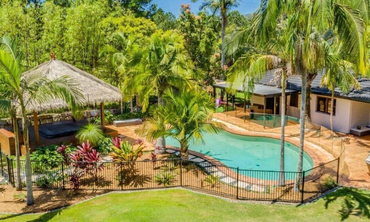 Currumbin Valley House | Perfect for families and larger groups wanting a relaxed getaway.
