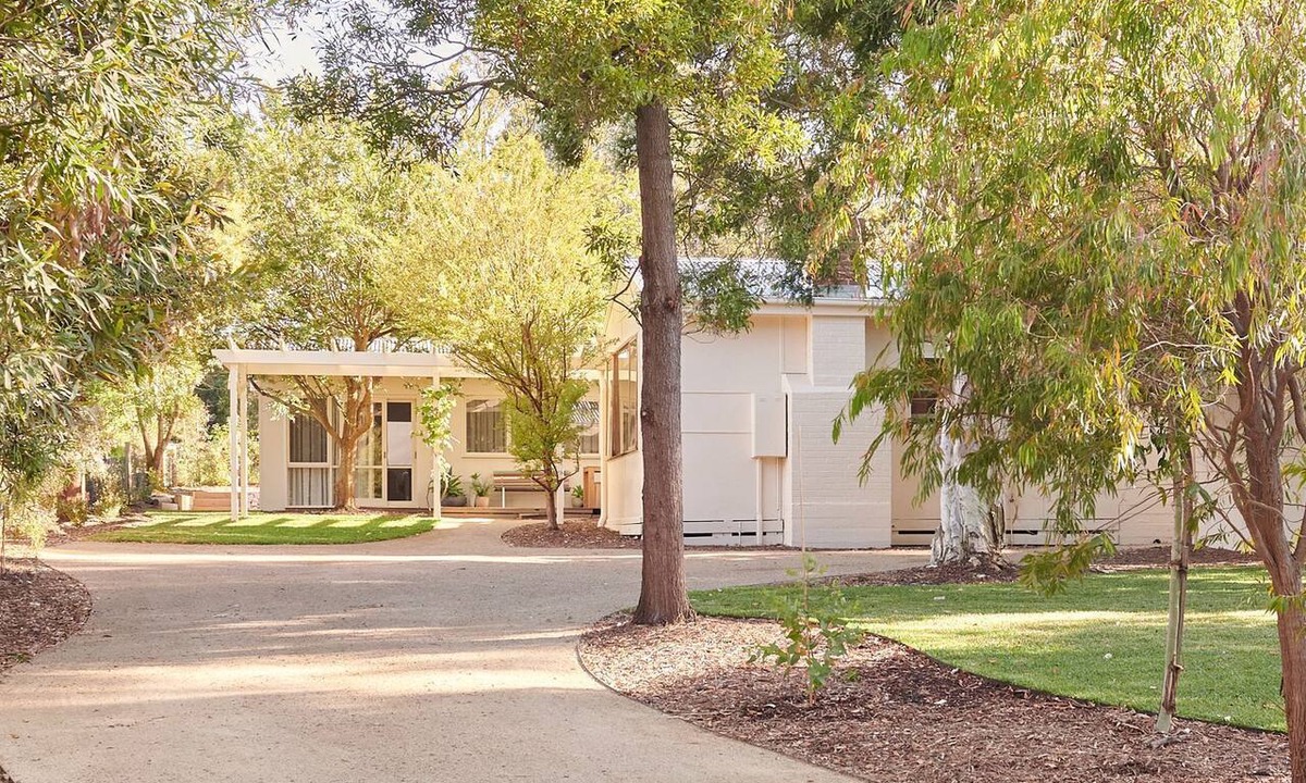 Merricks Beach House | Pet Friendly - Chilled Vibes at Merricks Beach