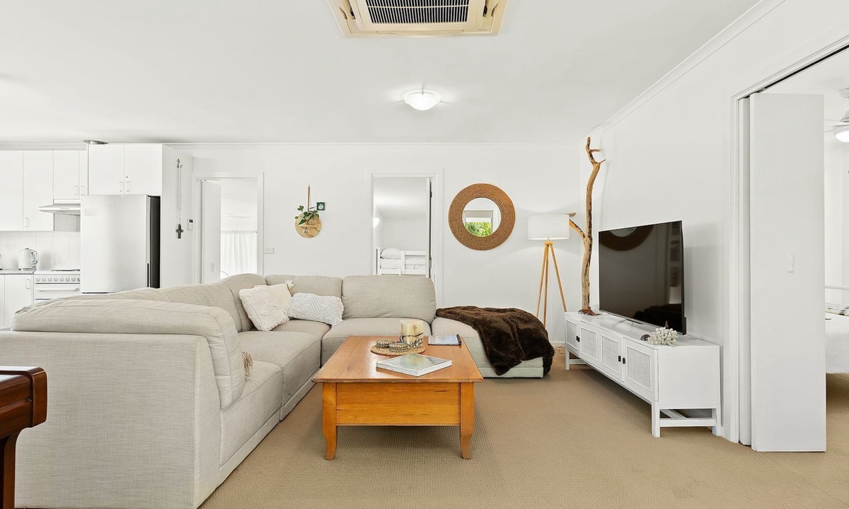 Surfside House | Pet Friendly Myamba Paradise