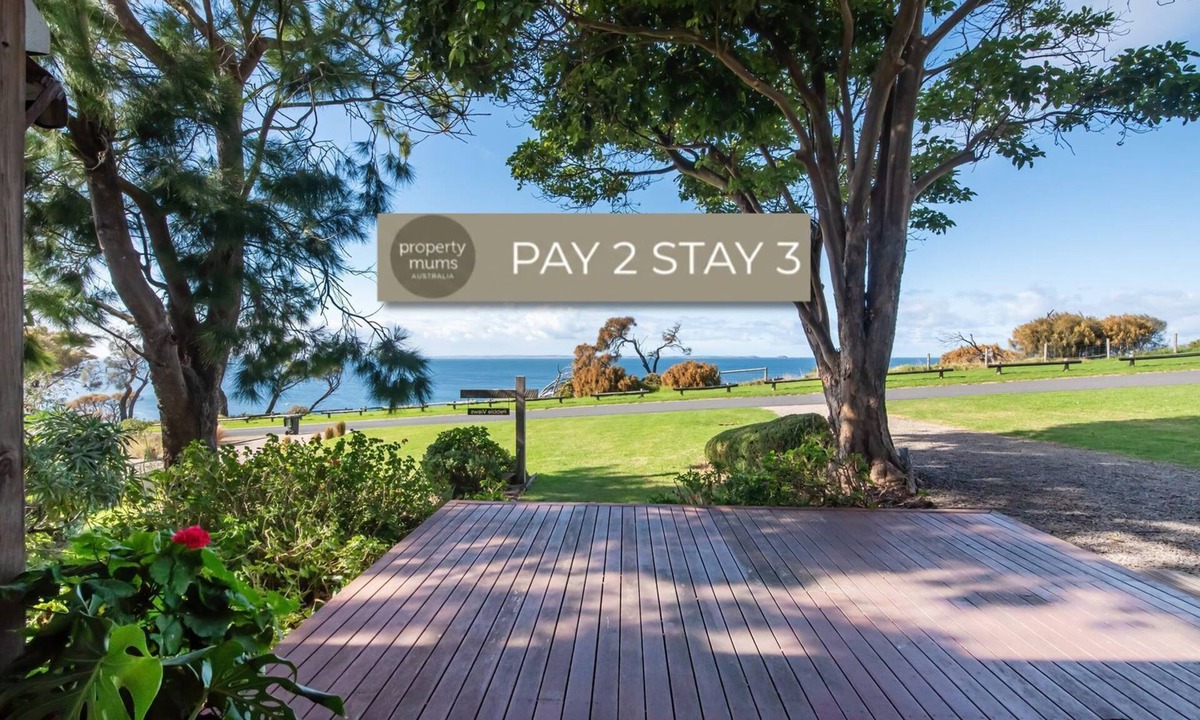 Flinders House | Pet Friendly - Pebble Views by Property Mums