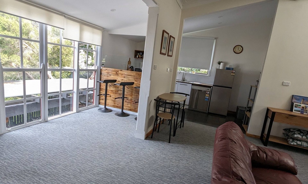 Smiths Beach Apartment | PHILLIP ISLAND Smiths Beach 2BR Fully Equip Apartment Walk 1min Beach 5min Track