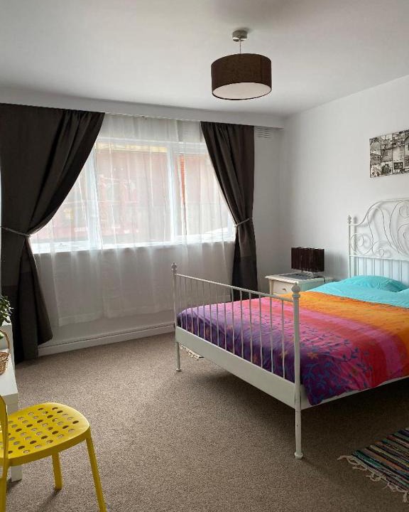 Elwood Apartment | Poets Retreat