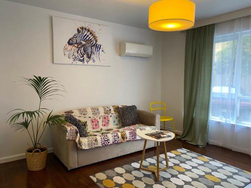Elwood Apartment | Poets Retreat