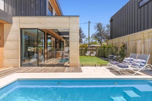 Barwon Heads House | Pool Retreat Barwon Heads