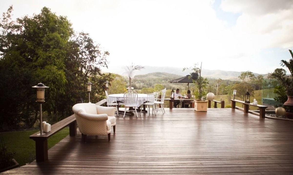 Mount Nathan House | POORINDA RETREAT