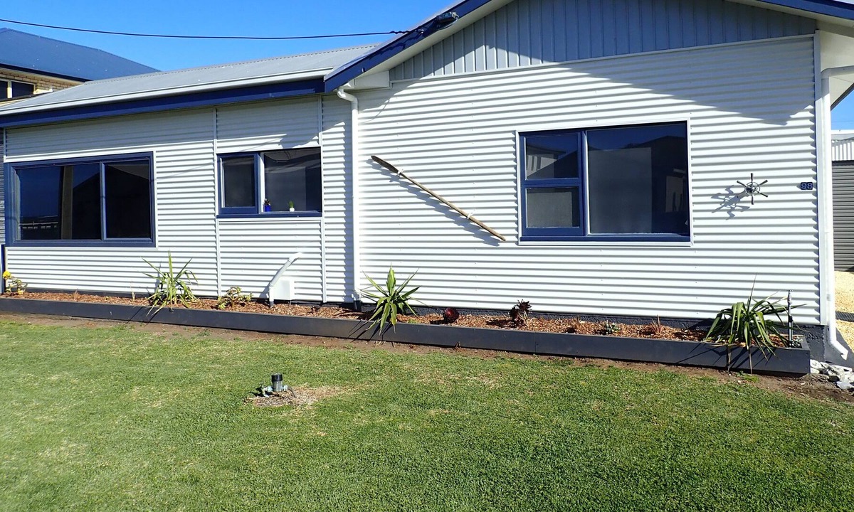 Port Macdonnell House | Port MacDonnell - Western Sea Views.
