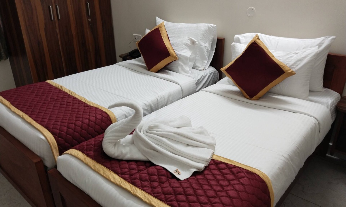 Suluru Hotel | PPH Living KVR Residency