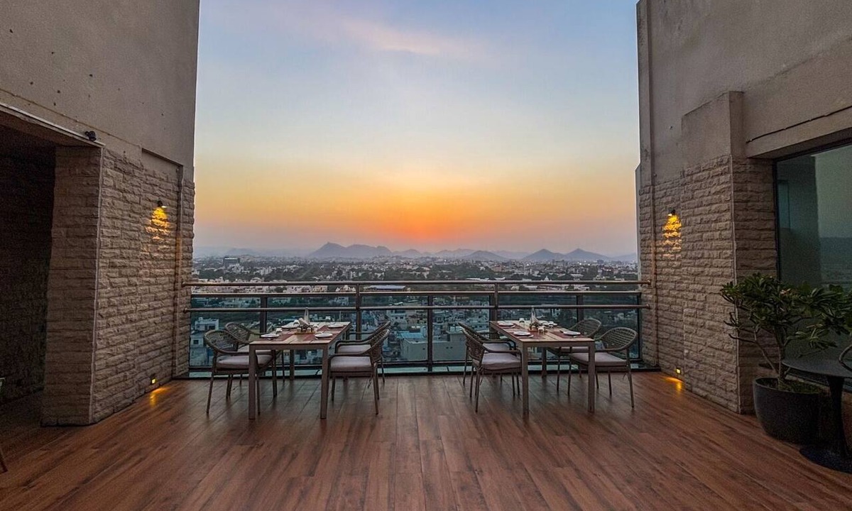 Udaipur Hotel | Pride Hotel Udaipur
