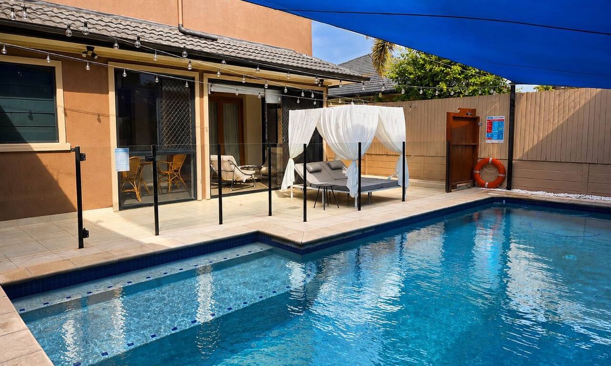 Bridgeman Downs House | Private 2BR Suite with separate entrance, dedicated parking and swimming pool