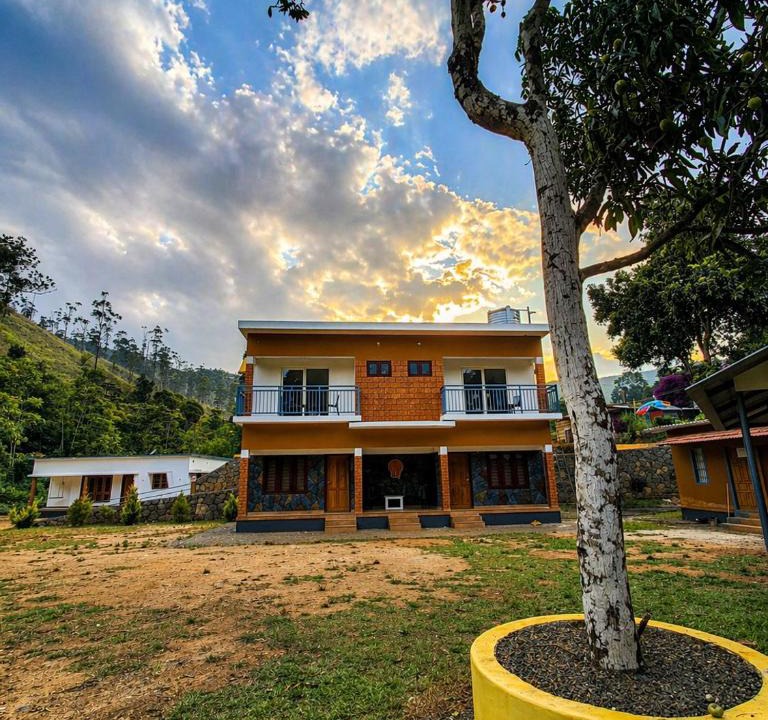 Elappara Hotel | Private Pool Villa Vagamon