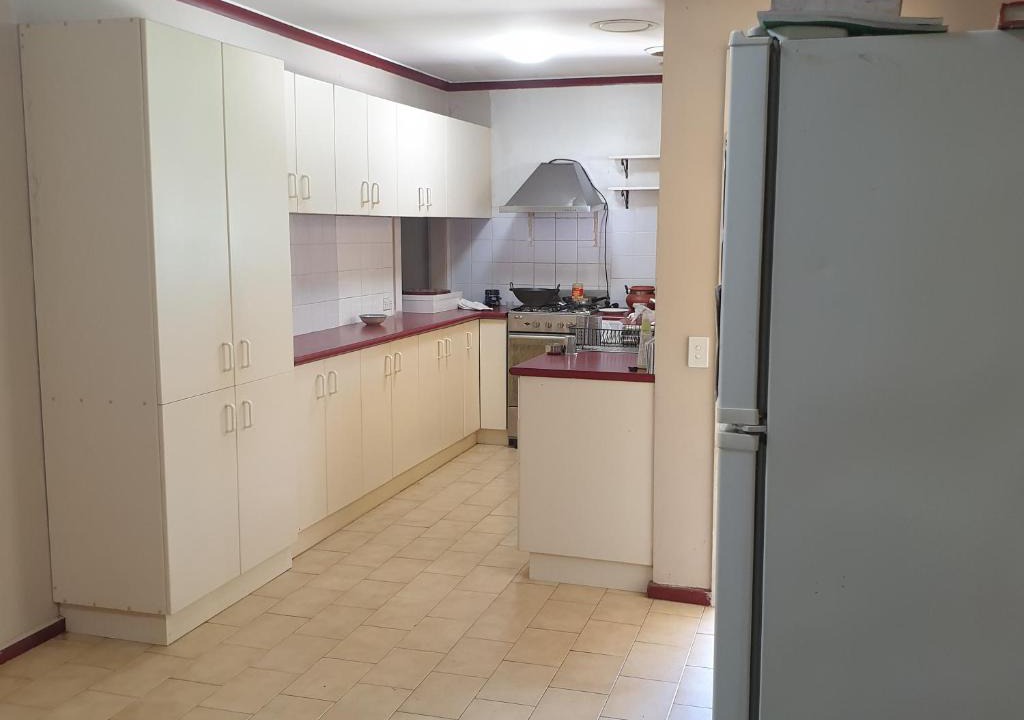 Werribee House | Private room with shared facilities W
