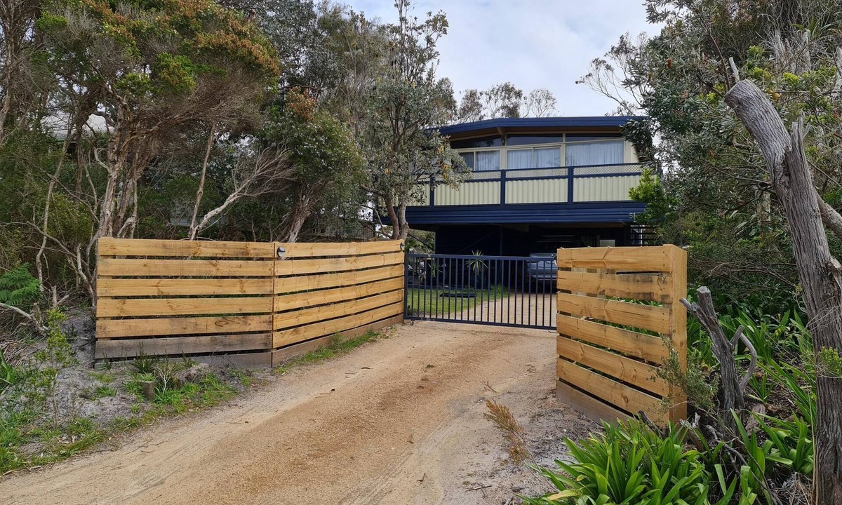 Walkerville House | Prom Views Holiday Stay