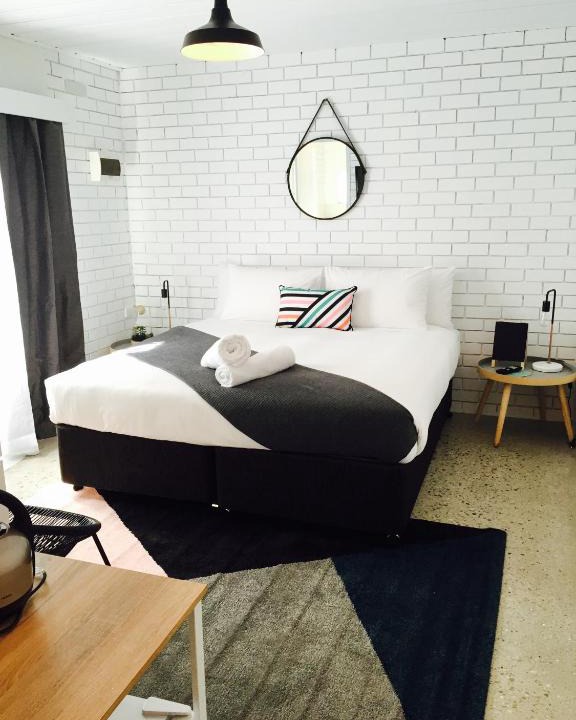 Porepunkah Hotel | Punka Pub Accommodation