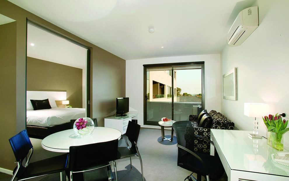 Hughesdale Hotel | Punthill Oakleigh