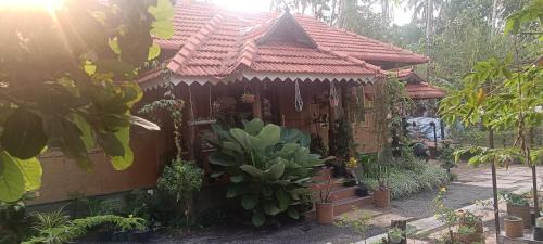 Kannur House | Puthooram Veedu