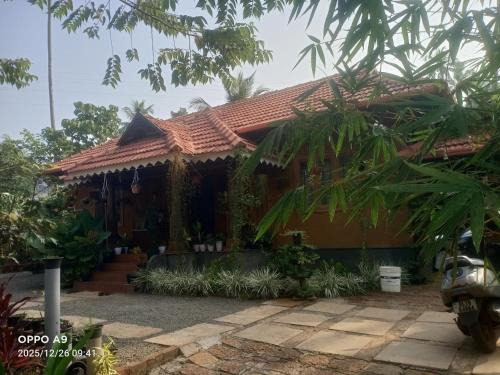Kannur House | Puthooram Veedu