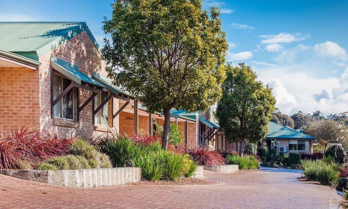 Centennial Park Hotel | Quality Apartments Banksia Albany