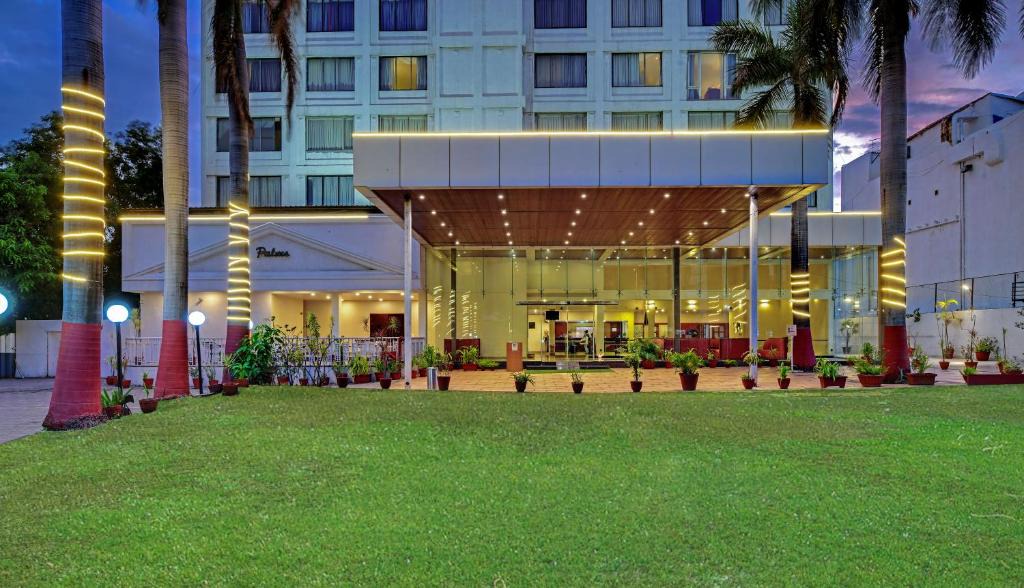 Nashik Resort | Quality Inn Regency, Nashik
