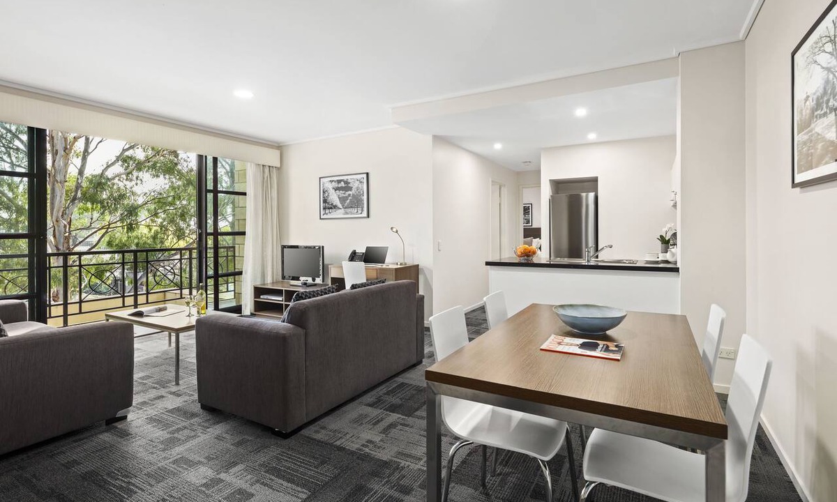 Narre Warren Hotel | Quest Narre Warren