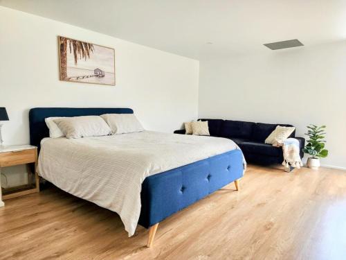 Cranebrook Apartment | Quiet Peaceful Getaway with private backyard
