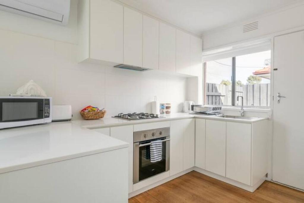 Thomastown Apartment | Quiet & Private with city access and free wifi