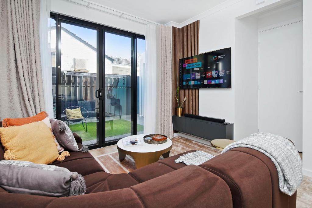 Blair Athol Apartment | Quiet Suburban Escape Near Shops & Dining