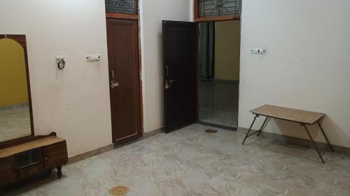 Naini House | R N Dwivedi