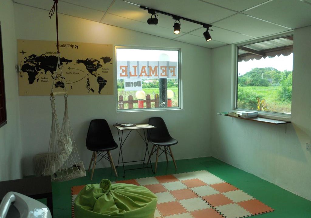 Lubok Buaya Hostel | Rainbow Lodge Mix Dormitory