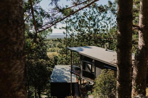 Mount Cotton Apartment | Rainforest Gardens - Luxury Hillside Accomodation with Views to Bay & Islands