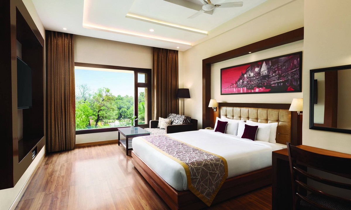 Chandauli Hotel | Ramada by Wyndham Varanasi Katesar