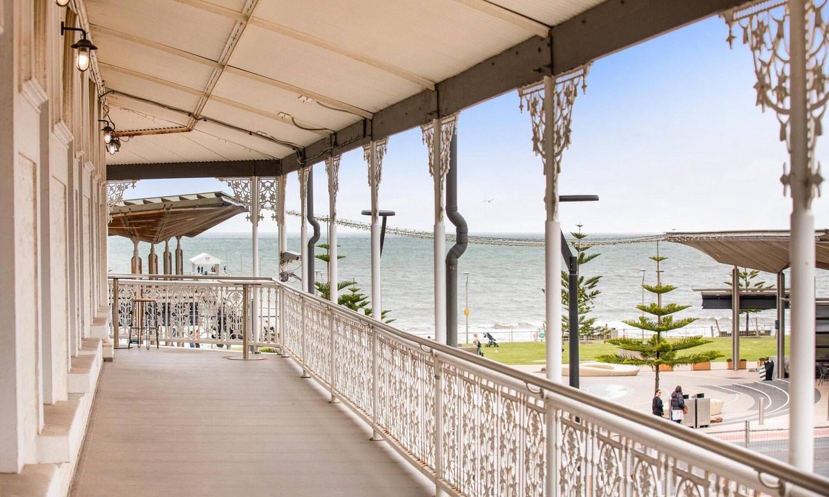 Henley Beach Hotel | Ramsgate Hotel by Nightcap Social