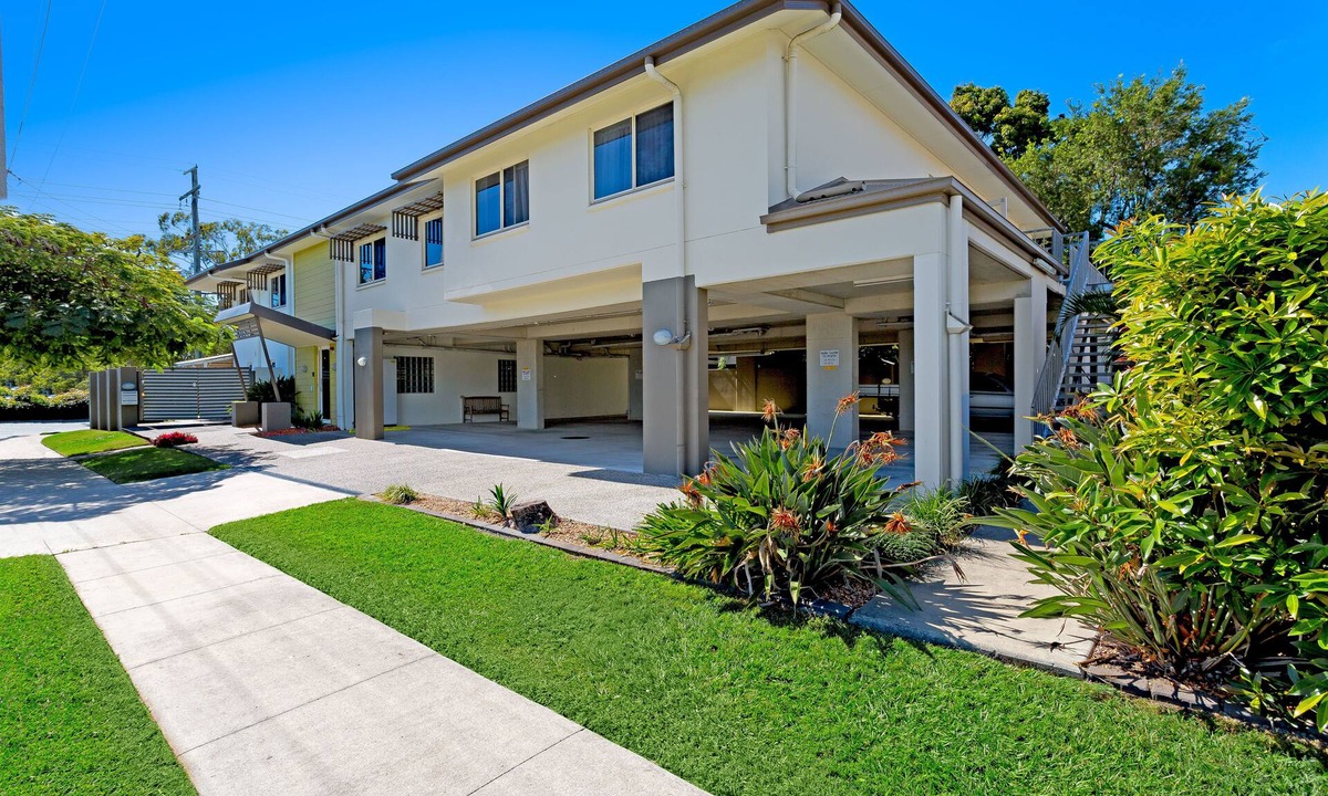 Redcliffe Hotel | Redcliffe Motor Inn