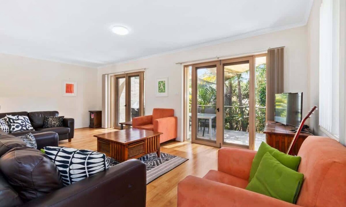 Long Beach House | Relax at Michener