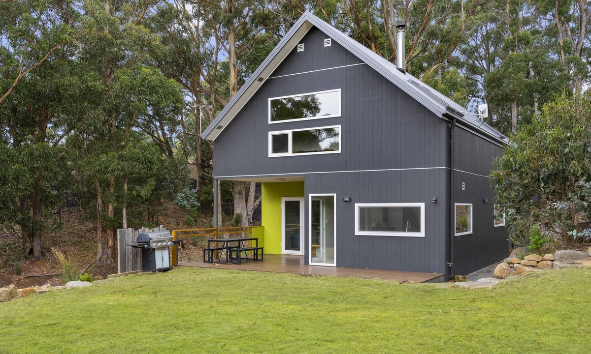 Ridgeway House | Relax at Ridgeway - Native Bushland Views