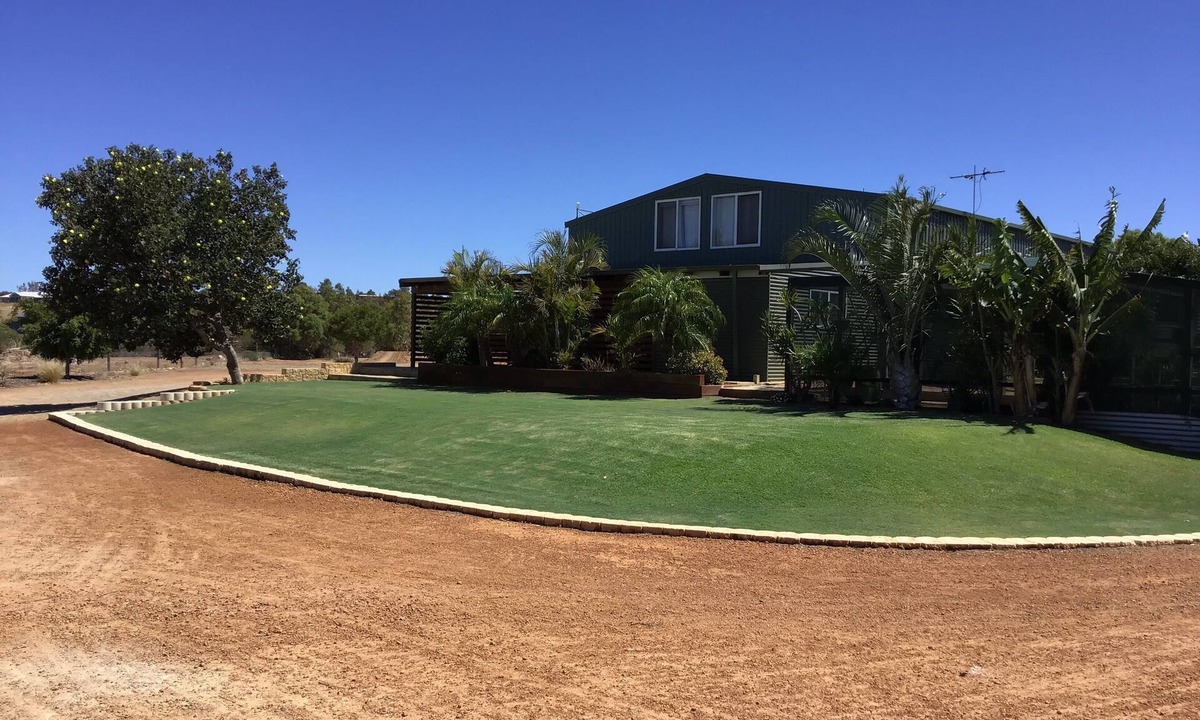 White Peak House | Relaxing Open Space Semi-rural Stay