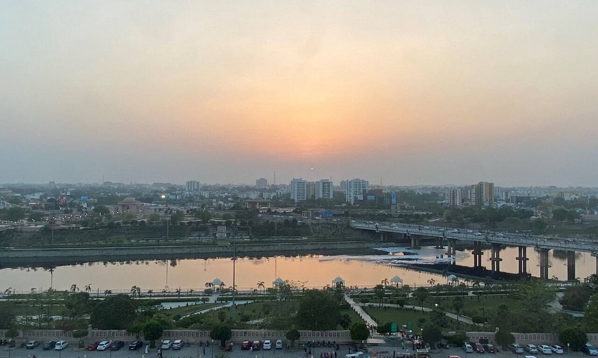Gomti Nagar Hotel | Renaissance Lucknow Hotel