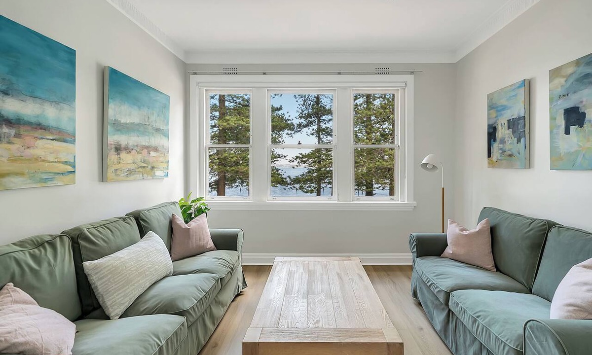 Manly Apartment | Renovated Harbourfront Home Views of Harbour/Pool