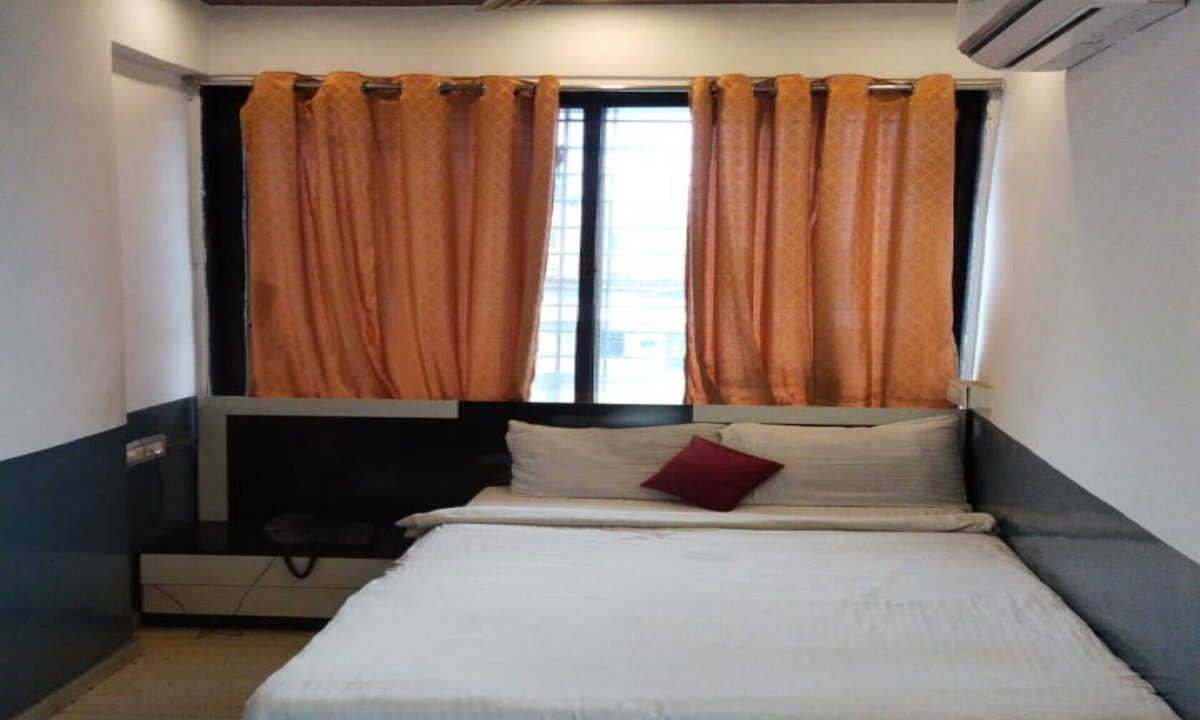 Mahalunge Ingale Hotel | Renuka Executive