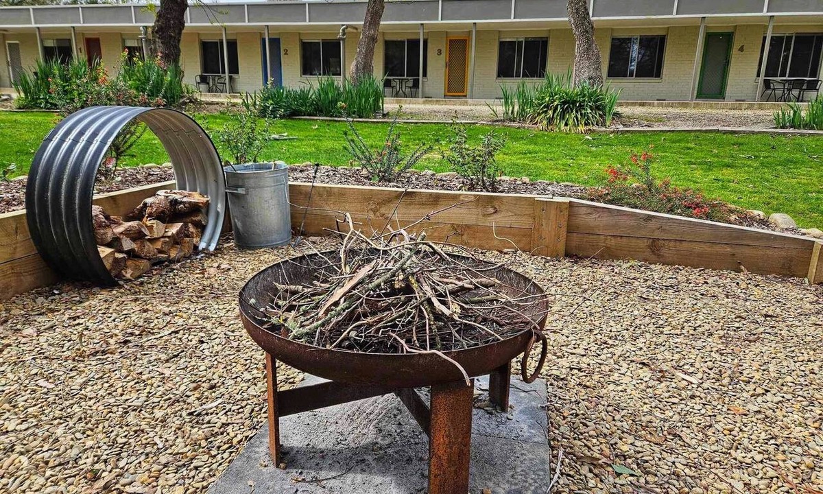 Porepunkah Apartment | Restaway - Mountain View Apartments, Porepunkah