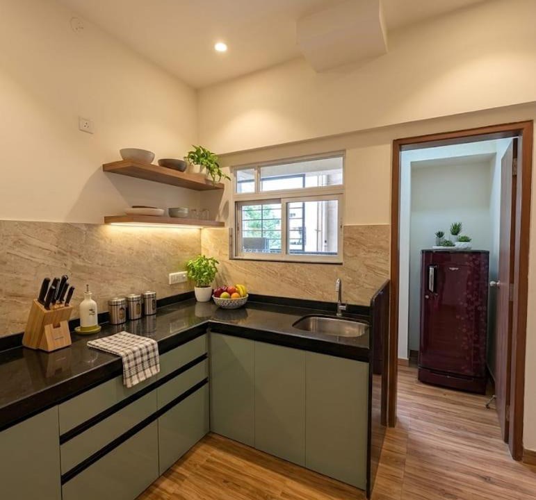 Pune Apartment | Rew's home