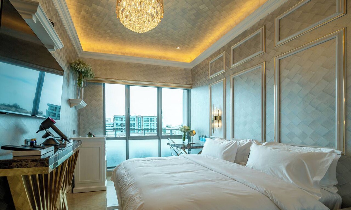 Downtown Kota Kinabalu Hotel | Ritz Residence @ Imago Mall Loft B