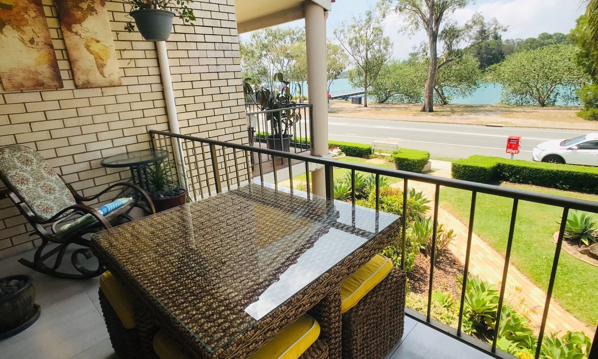 Maroochydore Apartment | River Flow Retreat - 2BR by Maroochy River & Island
