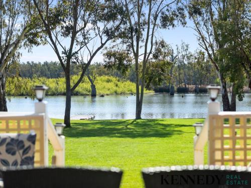 Bundalong House | River Views