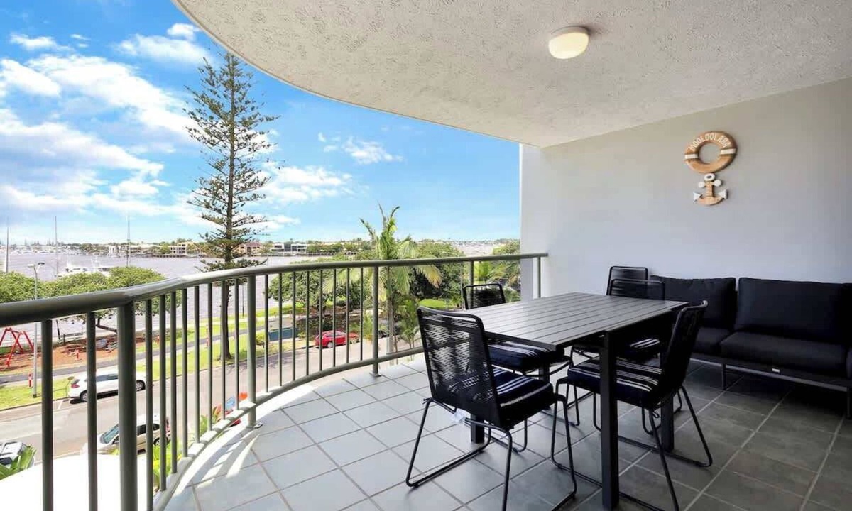 Mooloolaba Apartment | Riverdance 15 Riverfront Apt