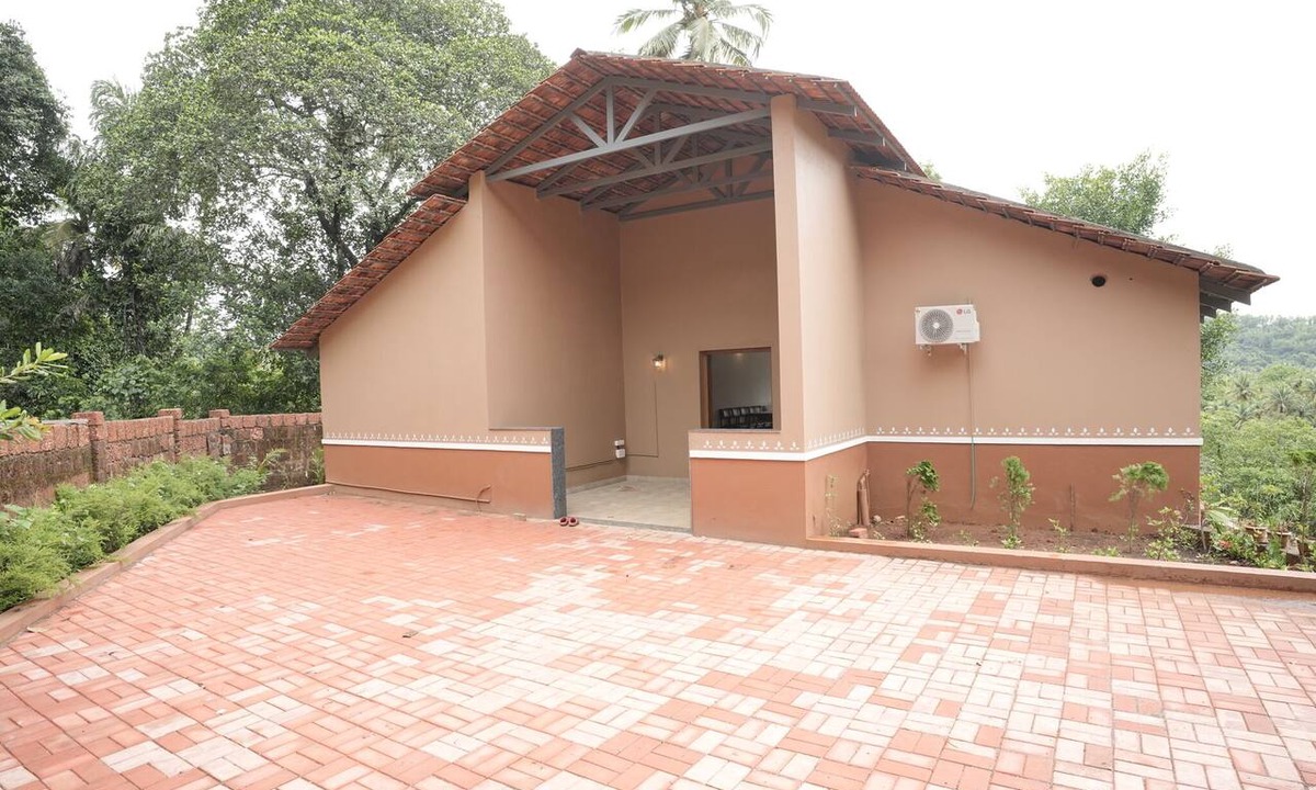 Chorla Ghats Resort | Riverfront Pale Resort Goa