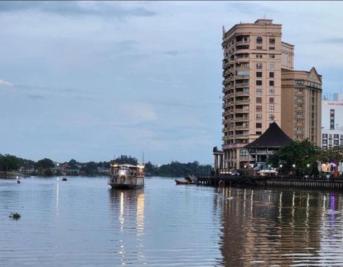 Kampung Surabaya Apartment | Riverview Home @Waterfront KCH