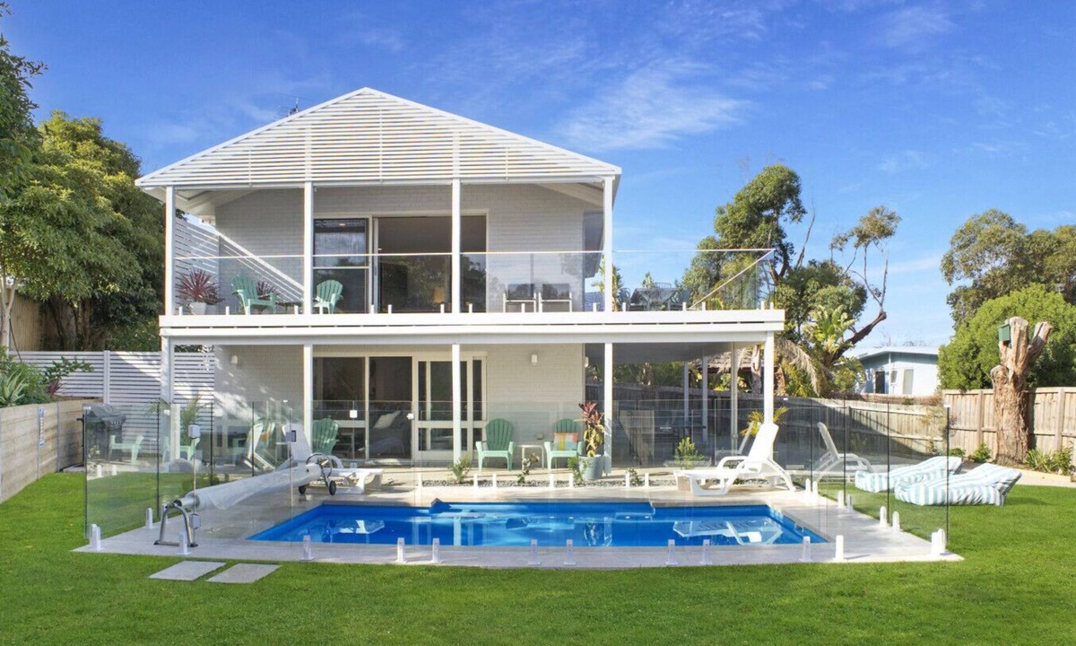 Ocean Grove House | Riverview Retreat - Sleeps 8 - Pool & Pet Friendly (499543)