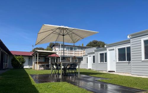 Waterhouse Hotel | Robe Nampara Cottages