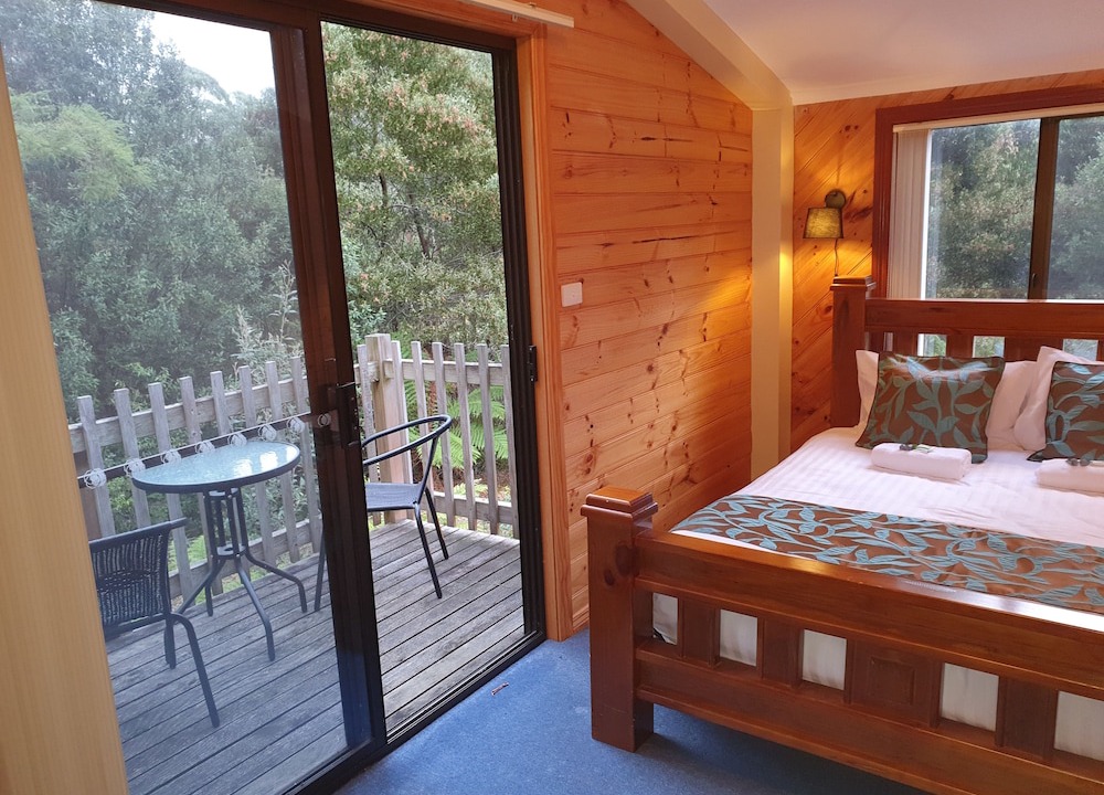 Claude Road Hotel | Roland B&B